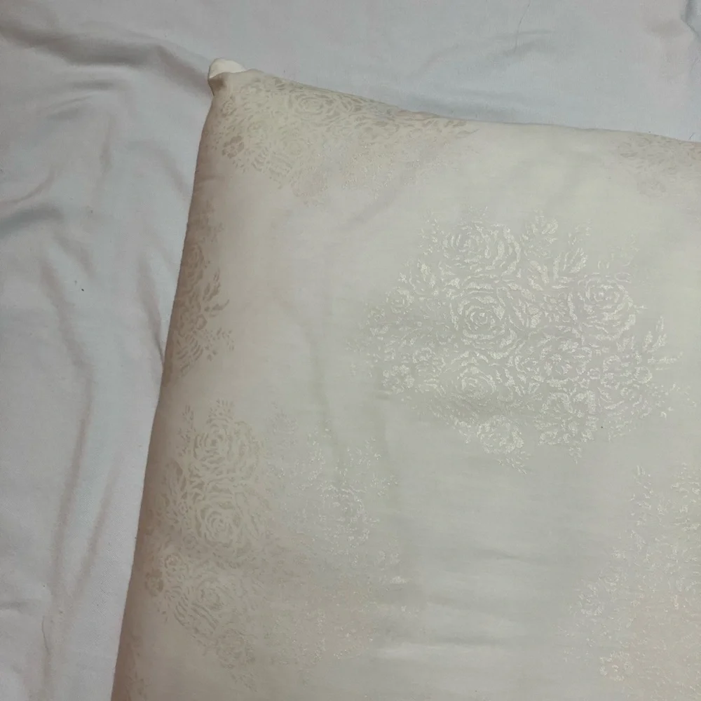 2 Ralph Lauren Polyester Fill Bed Pillow Cotton Cover White USA Made 20 X 28